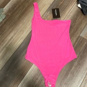Pretty little thing brand, one shoulder body suit, hot pink